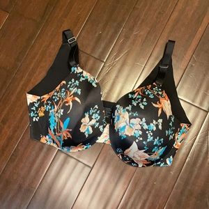 Black Floral Underwire Bra - Women's Intimates
